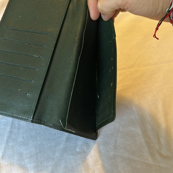 Dark Green LV bifold long wallet - Picture 5 of 6